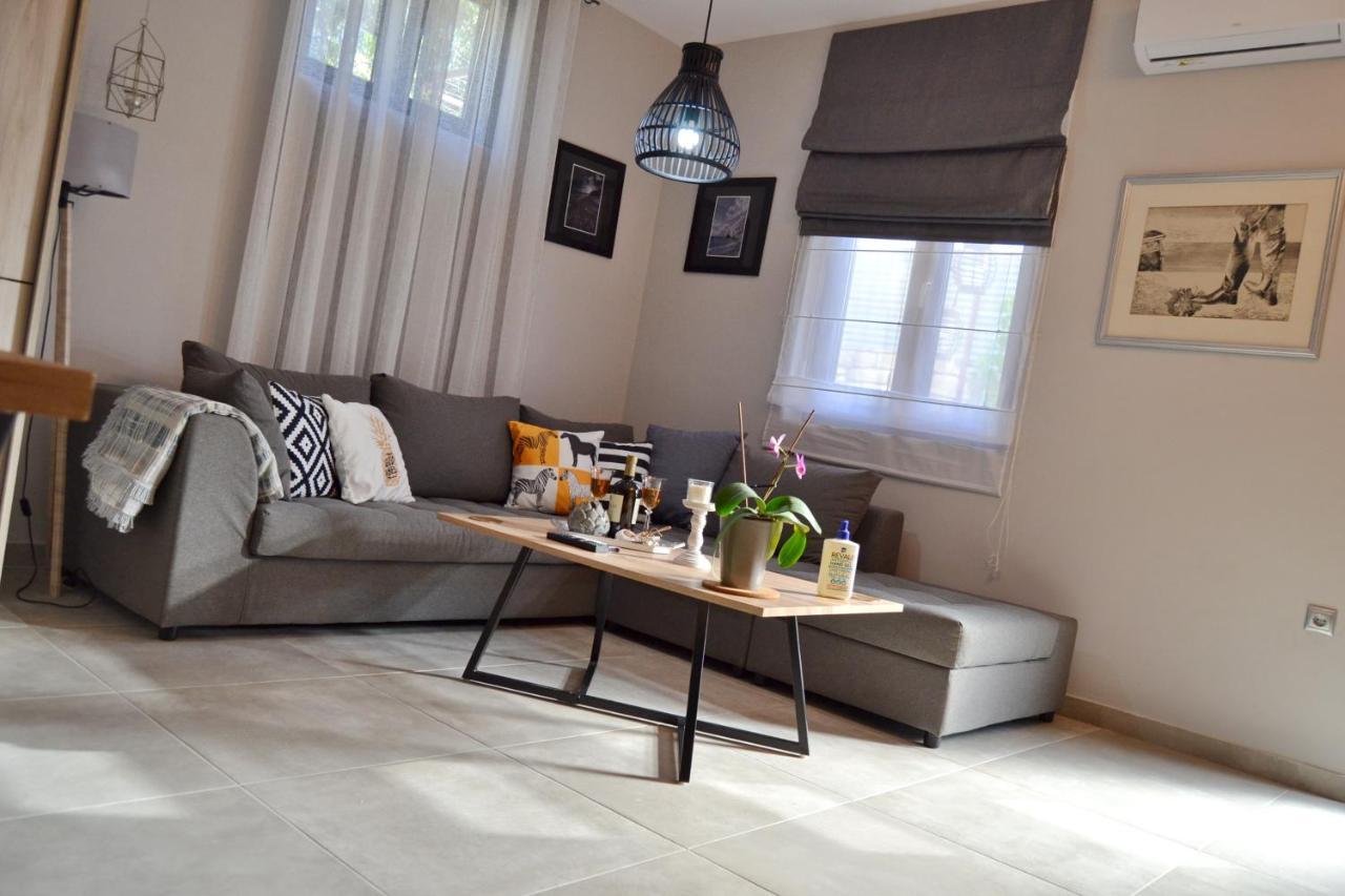 Vigla Comfort House Pombia Bagian luar foto